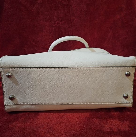 Michael Kors Large Hamilton Leather Vanilla/White Satchel - Picture 7 of 14